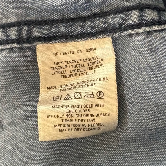 Holding Horses Button Down Top - Picture 3 of 7